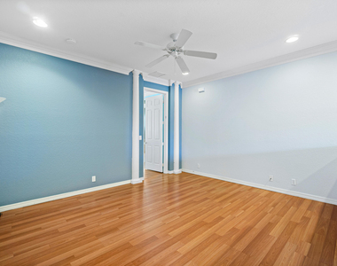 81 Nottingham Place - Photo Thumbnail 27