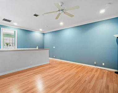 81 Nottingham Place - Photo Thumbnail 28