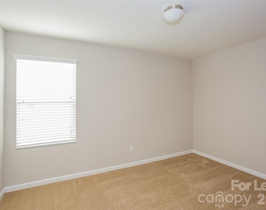 12549 Garron Road - Photo Thumbnail 9