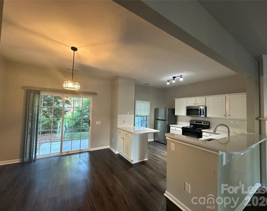 6613 Rothchild Drive - Photo Thumbnail 3