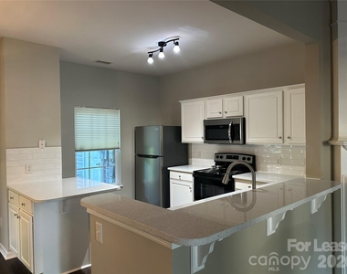6613 Rothchild Drive - Photo Thumbnail 7