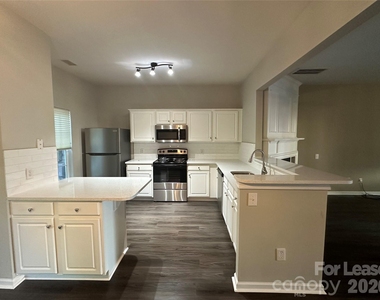 6613 Rothchild Drive - Photo Thumbnail 2