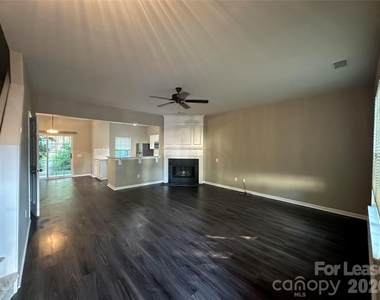 6613 Rothchild Drive - Photo Thumbnail 8