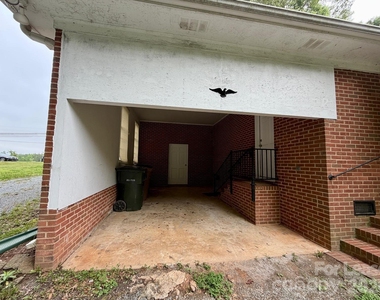 3720 S Providence Road - Photo Thumbnail 22