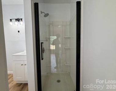 3720 S Providence Road - Photo Thumbnail 17