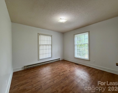 3720 S Providence Road - Photo Thumbnail 18