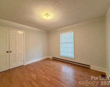 3720 S Providence Road - Photo Thumbnail 19