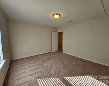 2824 Hopeton Court - Photo Thumbnail 16