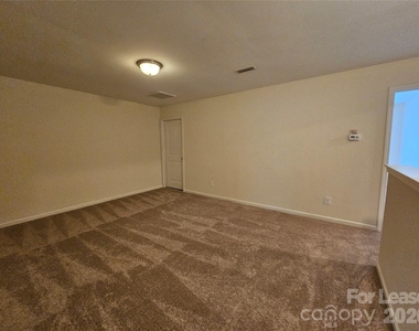 2824 Hopeton Court - Photo Thumbnail 14