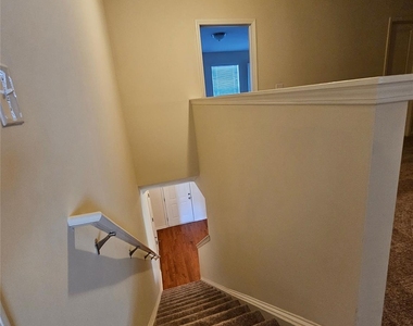 2824 Hopeton Court - Photo Thumbnail 11