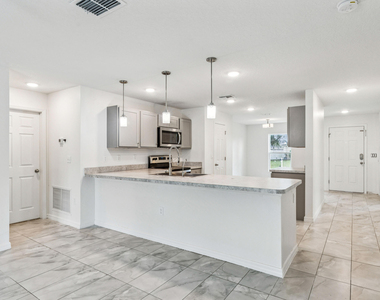 766 Se Academy Lane - Photo Thumbnail 13