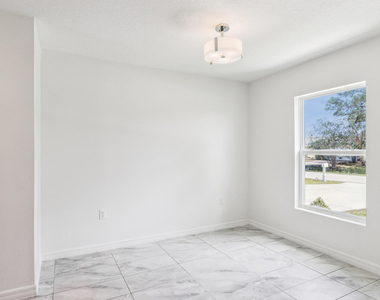 766 Se Academy Lane - Photo Thumbnail 12