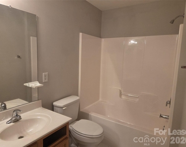 113 Kase Court - Photo Thumbnail 23
