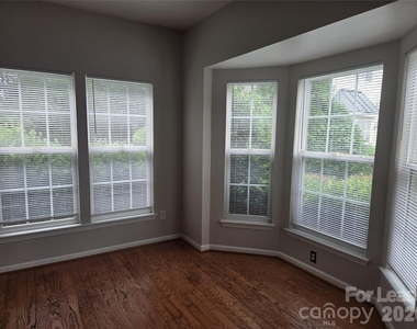 113 Kase Court - Photo Thumbnail 1