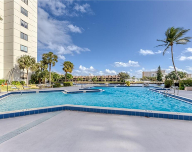 2900 Ne 14th Street Causeway - Photo Thumbnail 27