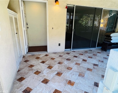 471 West Duarte Rd - Photo Thumbnail 18