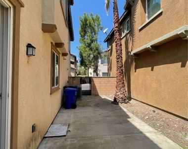 8650 Cava Drive - Photo Thumbnail 8