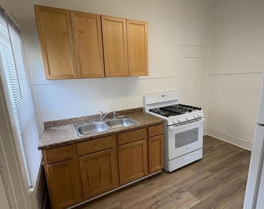 38 N Laurel Street - Photo Thumbnail 7