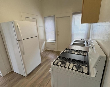 38 N Laurel Street - Photo Thumbnail 8
