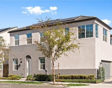 4451 S Bryant Paseo - Photo Thumbnail 1