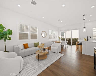 4451 S Bryant Paseo - Photo Thumbnail 3
