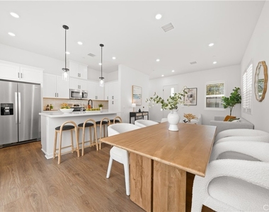 4451 S Bryant Paseo - Photo Thumbnail 8