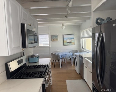 1398 Seacoast - Photo Thumbnail 18
