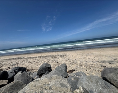 1398 Seacoast - Photo Thumbnail 5