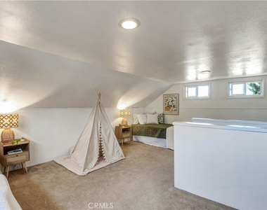 703 Manzanita Avenue - Photo Thumbnail 39