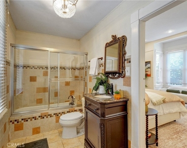 703 Manzanita Avenue - Photo Thumbnail 32