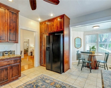703 Manzanita Avenue - Photo Thumbnail 24