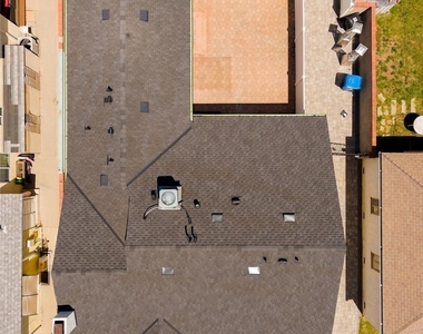 14605 Wyandotte - Photo Thumbnail 2
