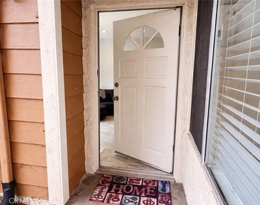 2456 Pleasant Way - Photo Thumbnail 2