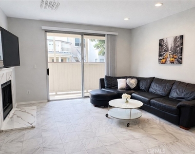 2456 Pleasant Way - Photo Thumbnail 3