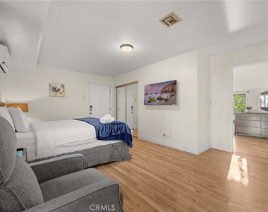 5932 Lubao Ave - Photo Thumbnail 17