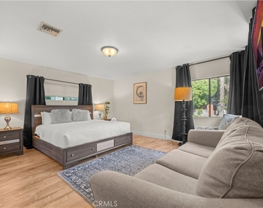 5932 Lubao Ave - Photo Thumbnail 20