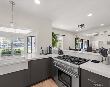 5932 Lubao Ave - Photo Thumbnail 14