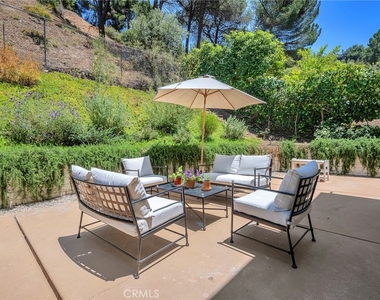 17152 Escalon - Photo Thumbnail 28