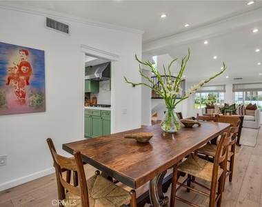 17152 Escalon - Photo Thumbnail 8