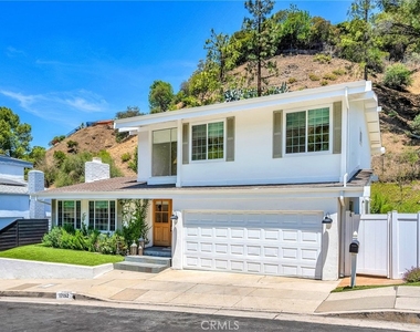 17152 Escalon - Photo Thumbnail 1