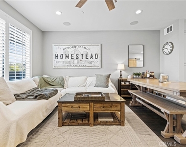 212 Red Brick - Photo Thumbnail 11