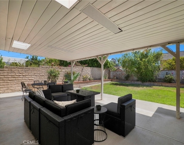 10018 Cozycroft Avenue - Photo Thumbnail 26