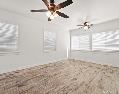 5324 8th Avenue - Photo Thumbnail 4