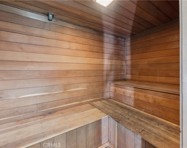 3649 Emerald Street - Photo Thumbnail 22