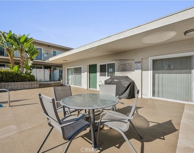 3649 Emerald Street - Photo Thumbnail 6