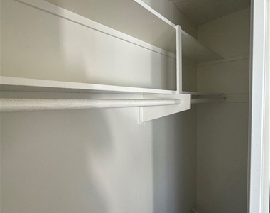 3649 Emerald Street - Photo Thumbnail 17