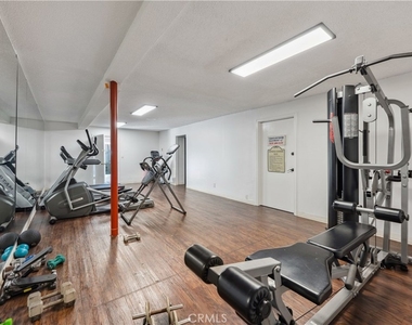 3649 Emerald Street - Photo Thumbnail 21