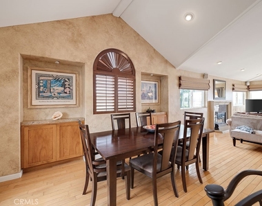 817 Monterey Boulevard - Photo Thumbnail 10