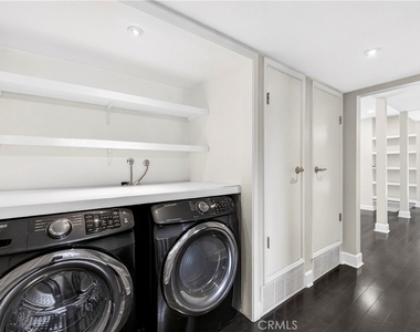 9 Madrona - Photo Thumbnail 15