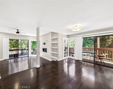 9 Madrona - Photo Thumbnail 6